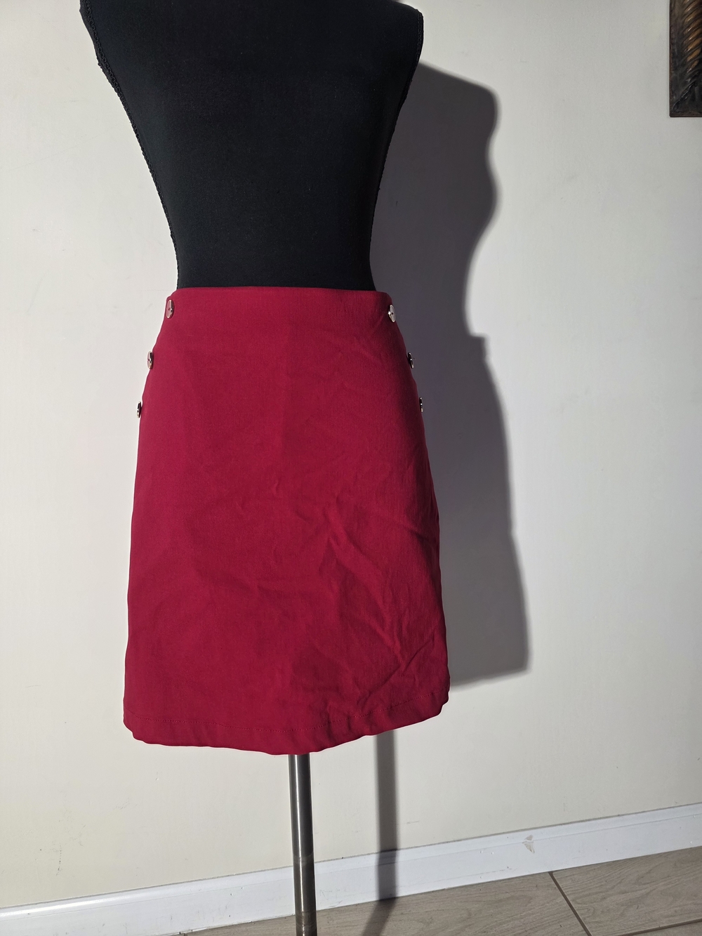 Rafaella Women's Raspberry Mini Skirt with Side Button Detail (Size M)